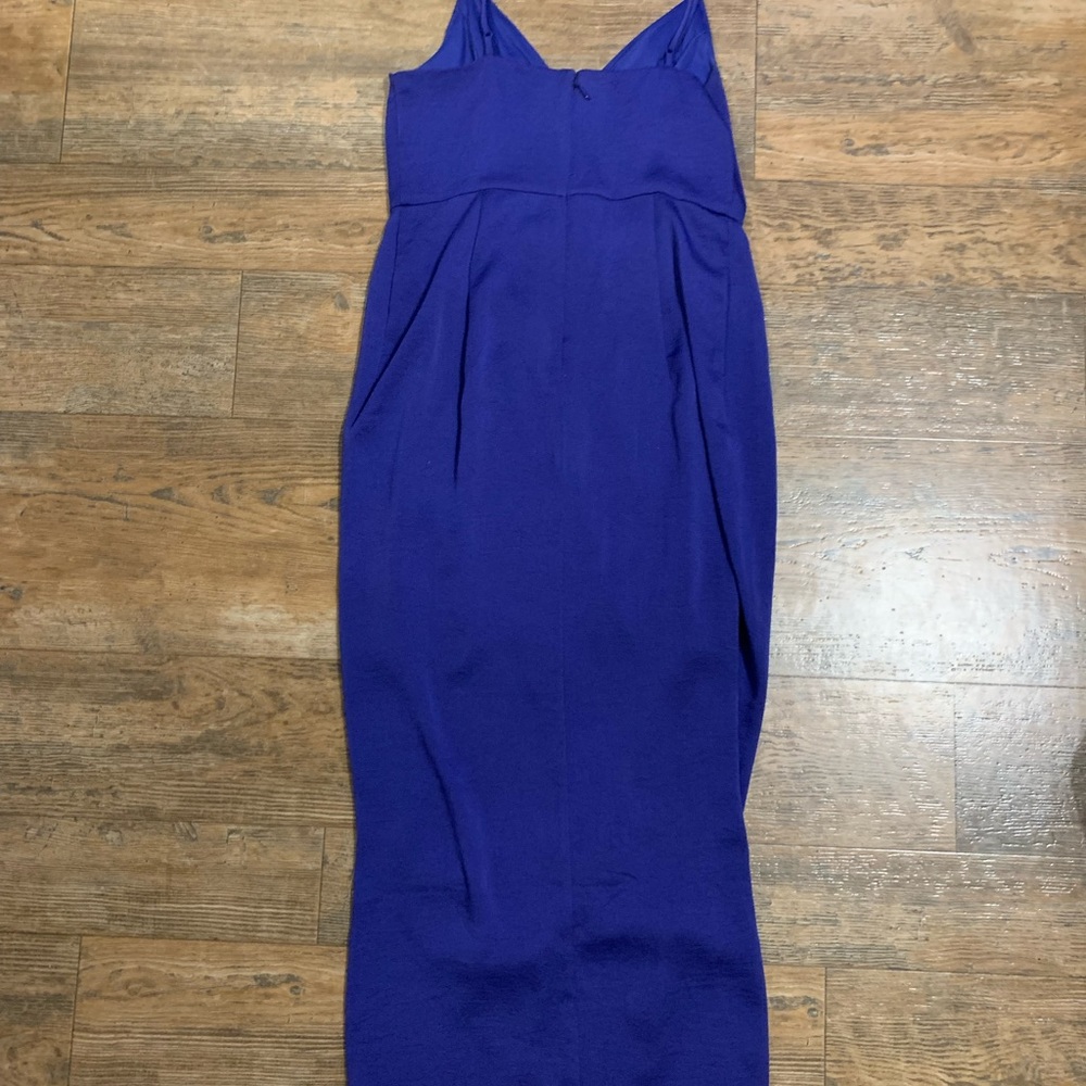 Dress - Picture 2 of 6